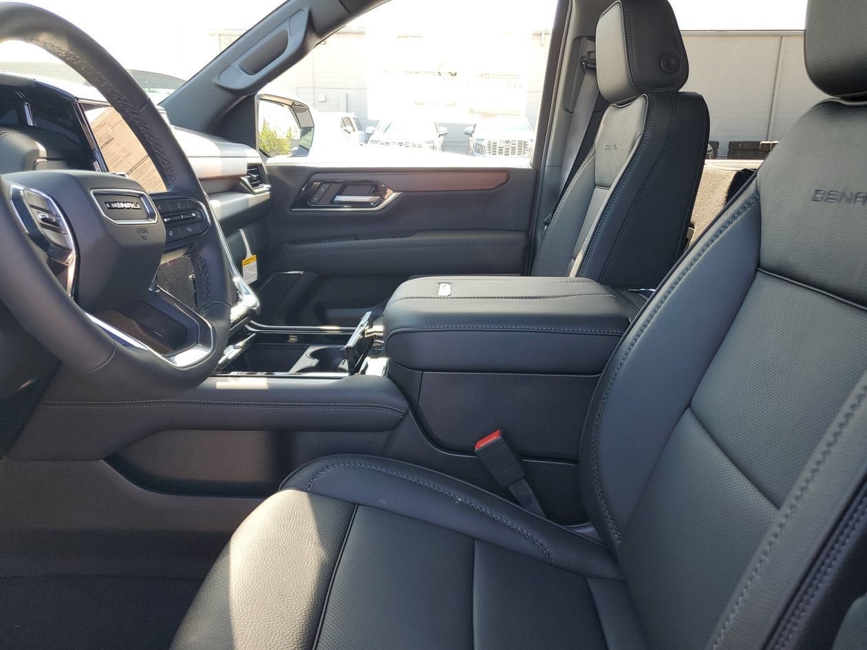 New 2026 GMC Yukon Denali RWD image 19