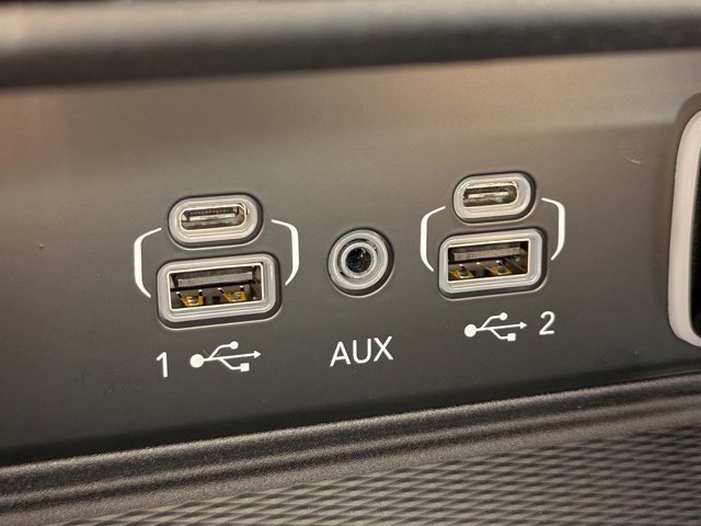 New 2025 Jeep Grand Cherokee L Overland w/ Advanced Protech Group III image 20