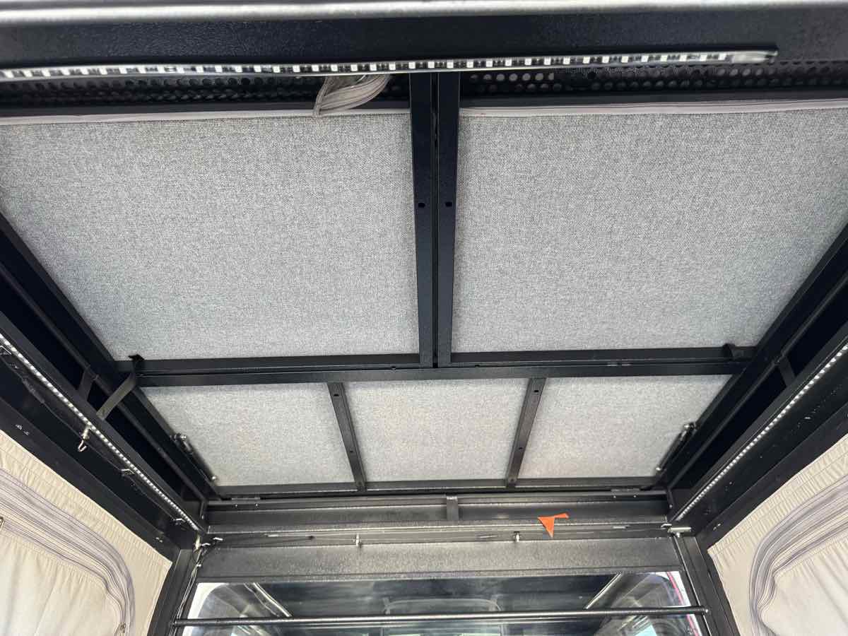 Used 2022 Jeep Gladiator Rubicon AWD/4WD image 27