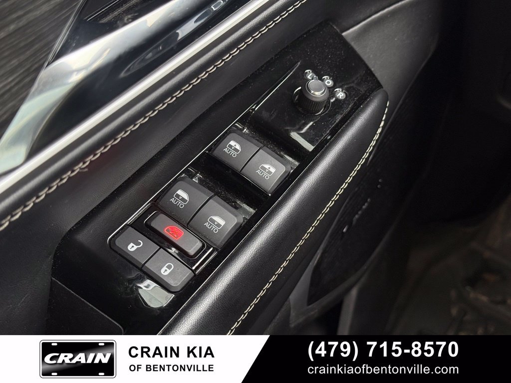 Used 2022 Jeep Wagoneer Series III w/ Premium Group I AWD/4WD image 10