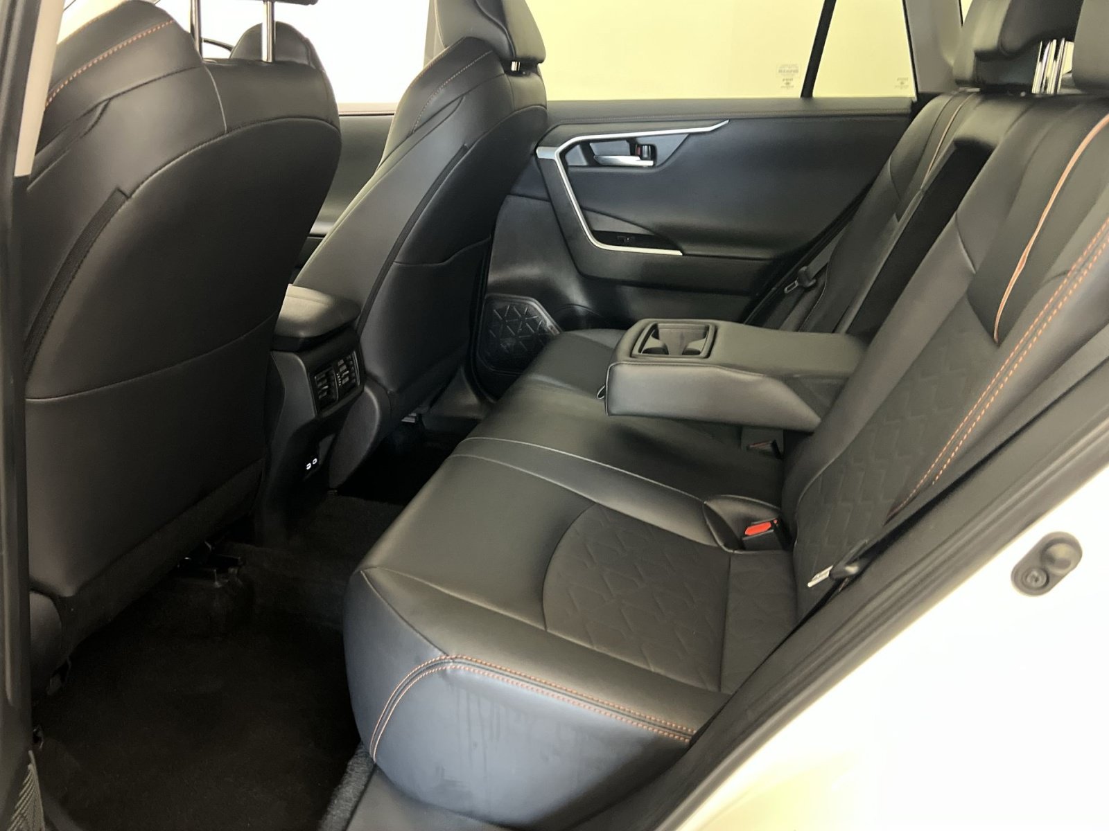 Used 2024 Toyota RAV4 Adventure AWD/4WD image 24