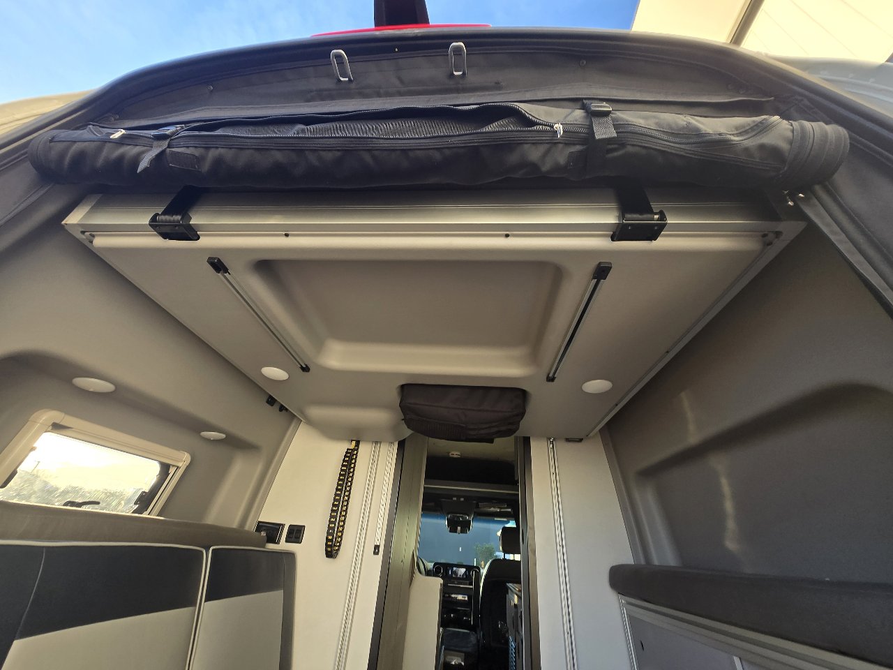 Used 2020 Mercedes-Benz Sprinter 2500 image 30