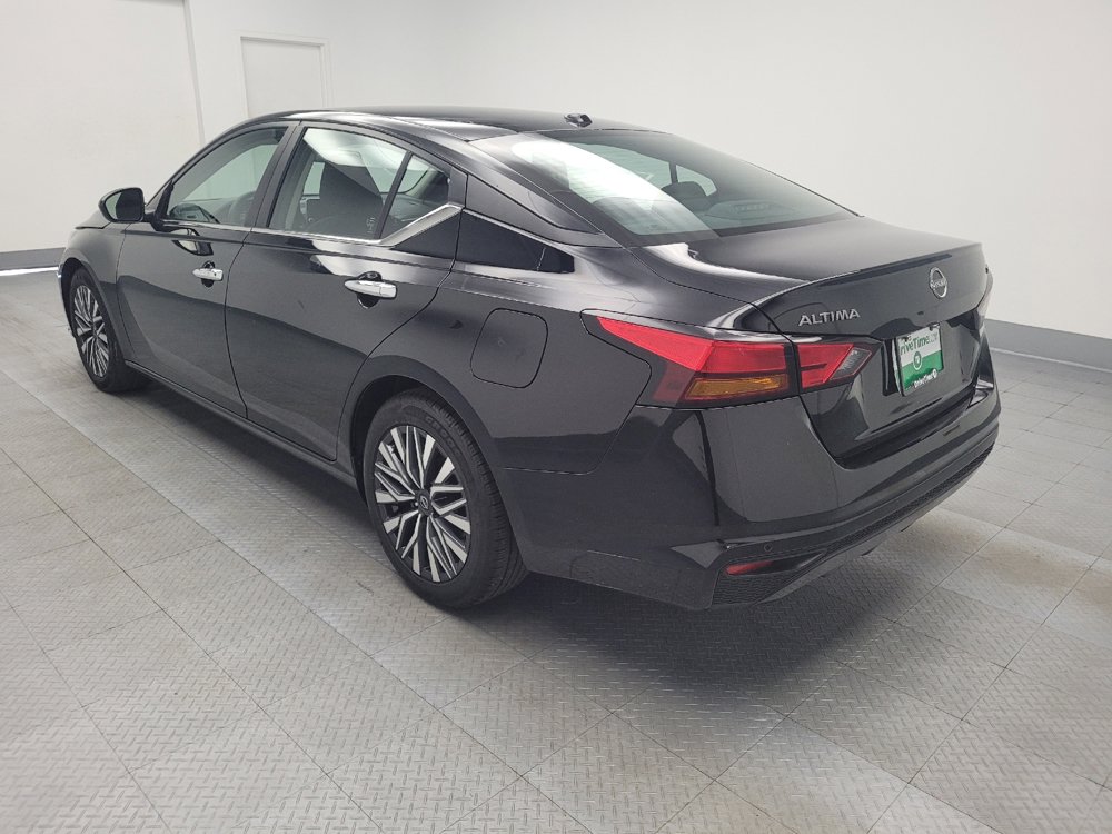 Used 2024 Nissan Altima 2.5 SV image 5