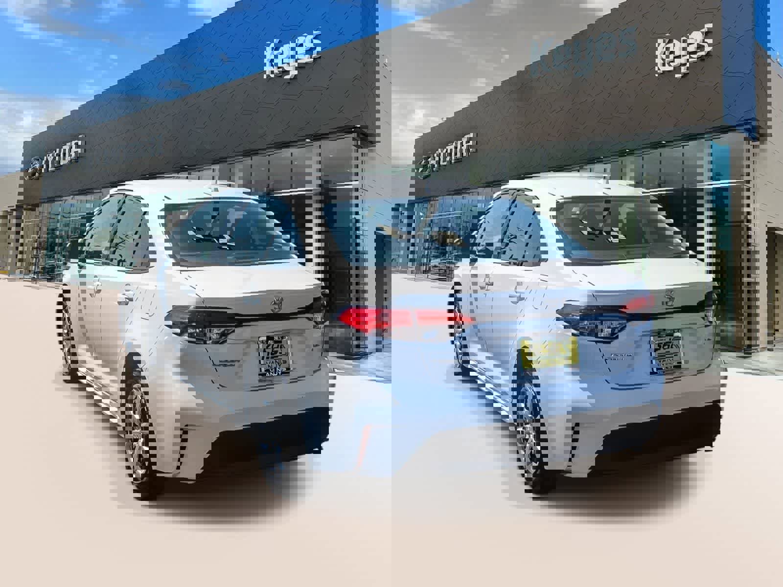 Used 2024 Toyota Corolla LE image 7