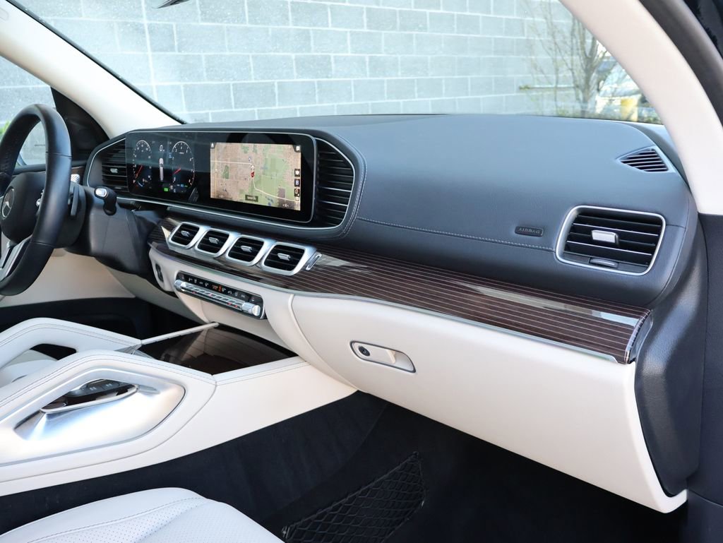 Certified 2021 Mercedes-Benz GLS 450 4MATIC image 11