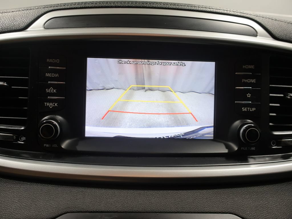 Used 2019 Kia Sorento AWD V6 image 26