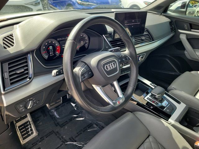 Used 2021 Audi SQ5 Premium Plus w/ Premium Plus Package AWD/4WD image 17