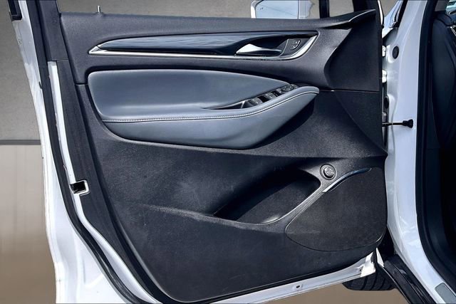 Used 2019 Buick Enclave Essence FWD image 17