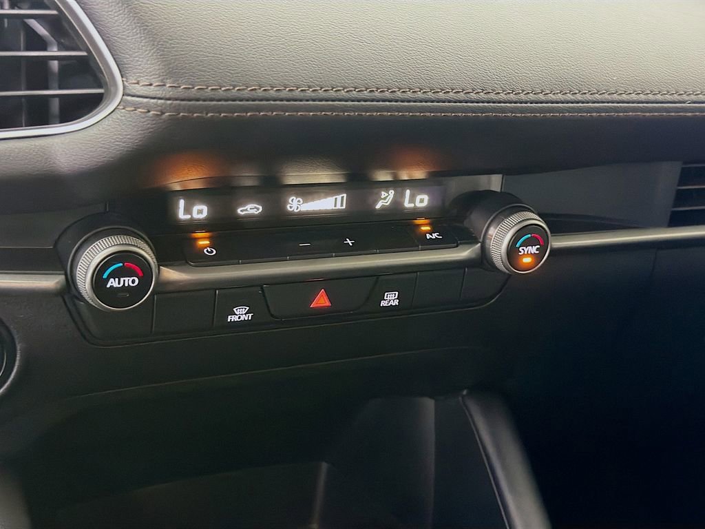 Used 2023 MAZDA MAZDA3 s image 18