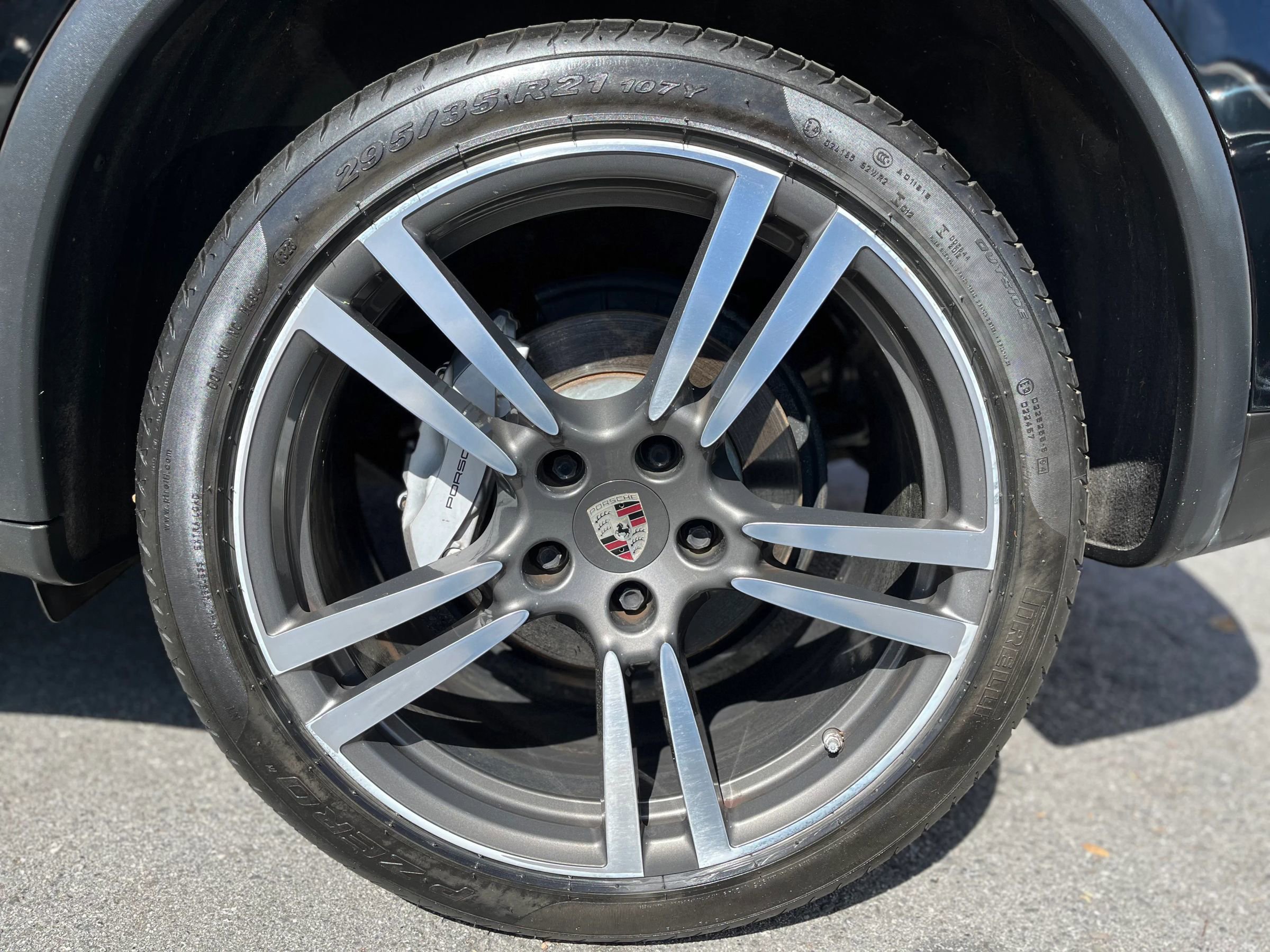 Used 2012 Porsche Cayenne S image 28