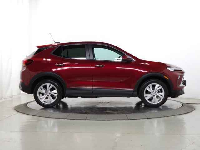Used 2024 Buick Encore GX Preferred w/ Comfort Package AWD/4WD image 11