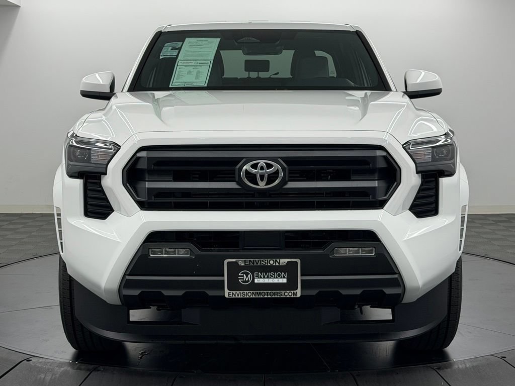 Used 2026 Toyota Tacoma SR5 AWD/4WD image 6