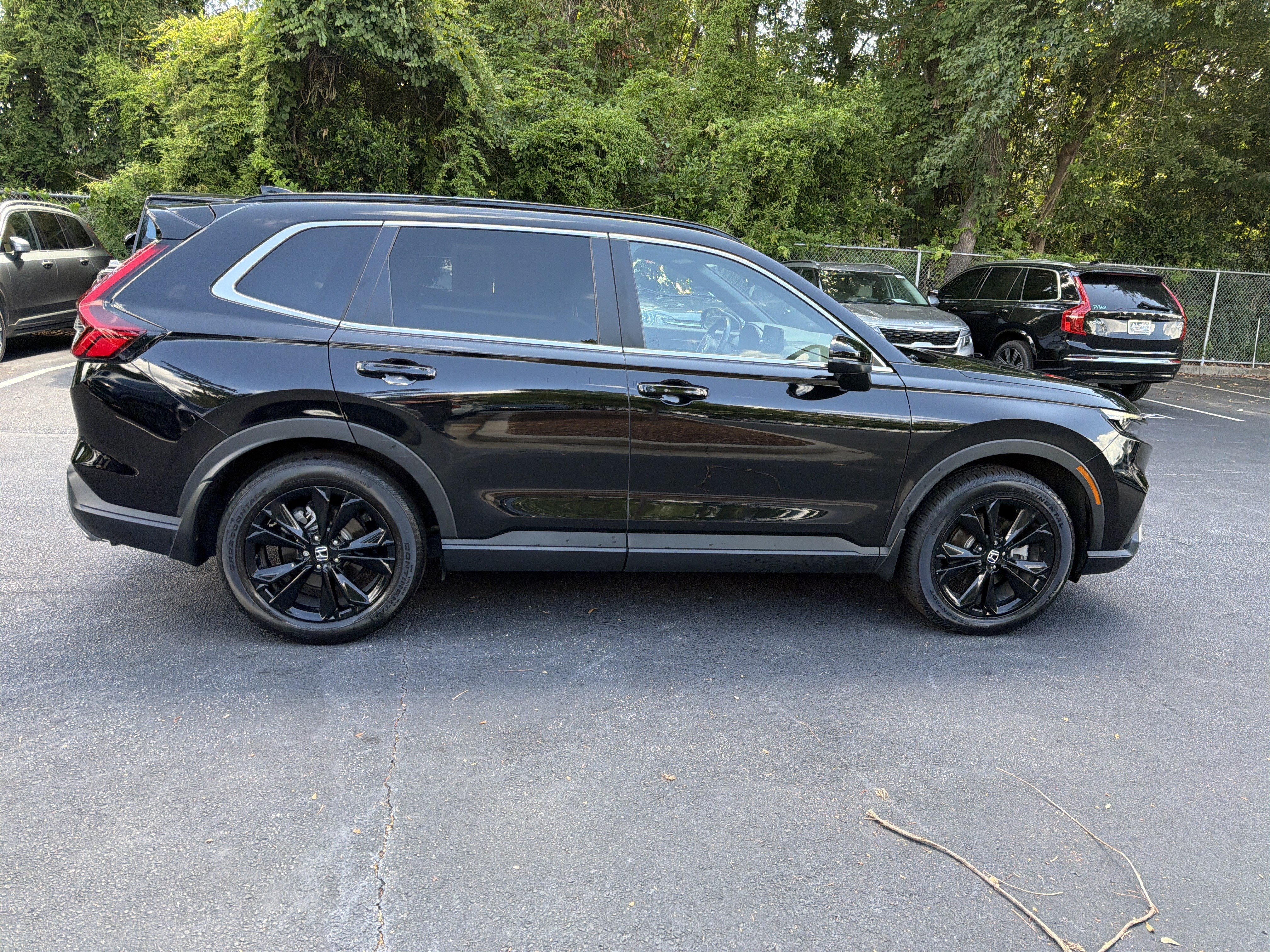 Used 2024 Honda CR-V Sport Touring image 12