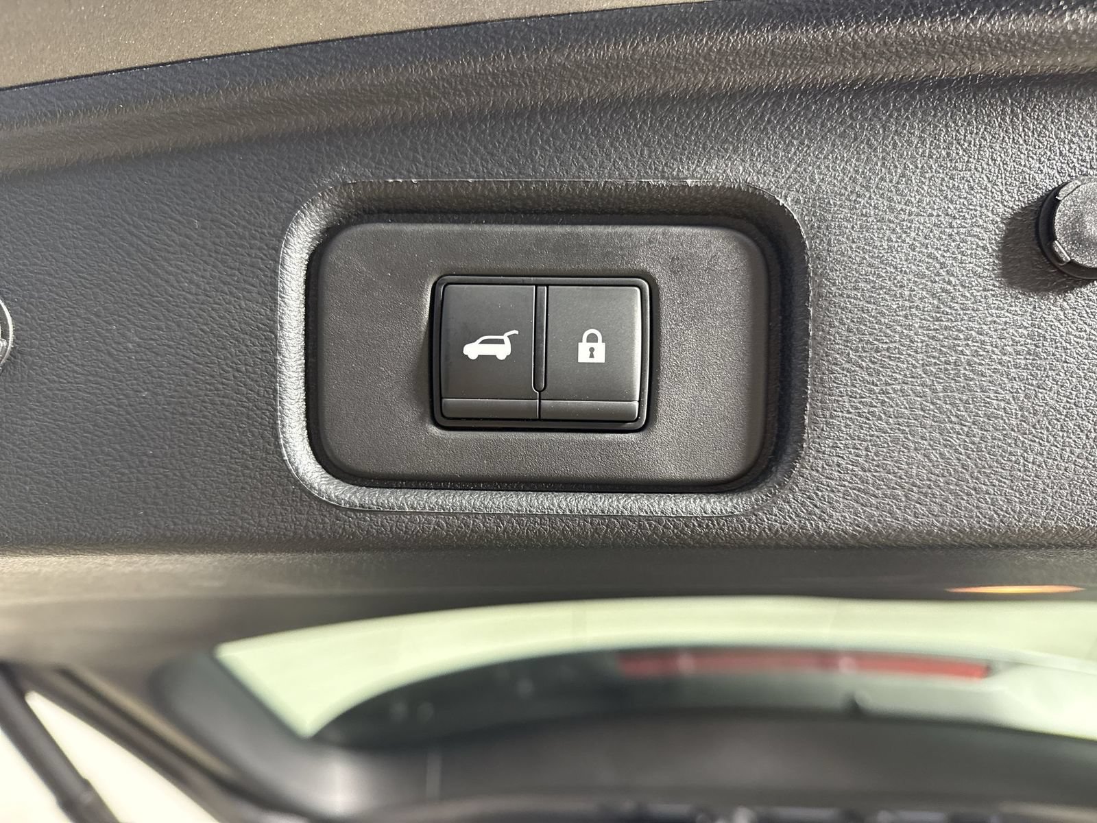 Certified 2025 Nissan Pathfinder Rock Creek AWD/4WD image 36
