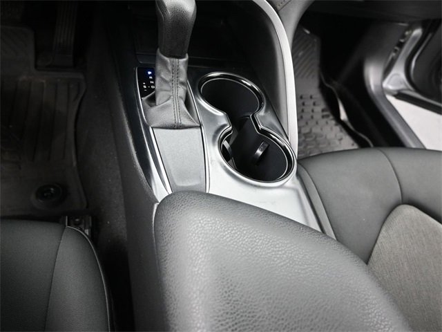 Used 2020 Toyota Camry LE image 22