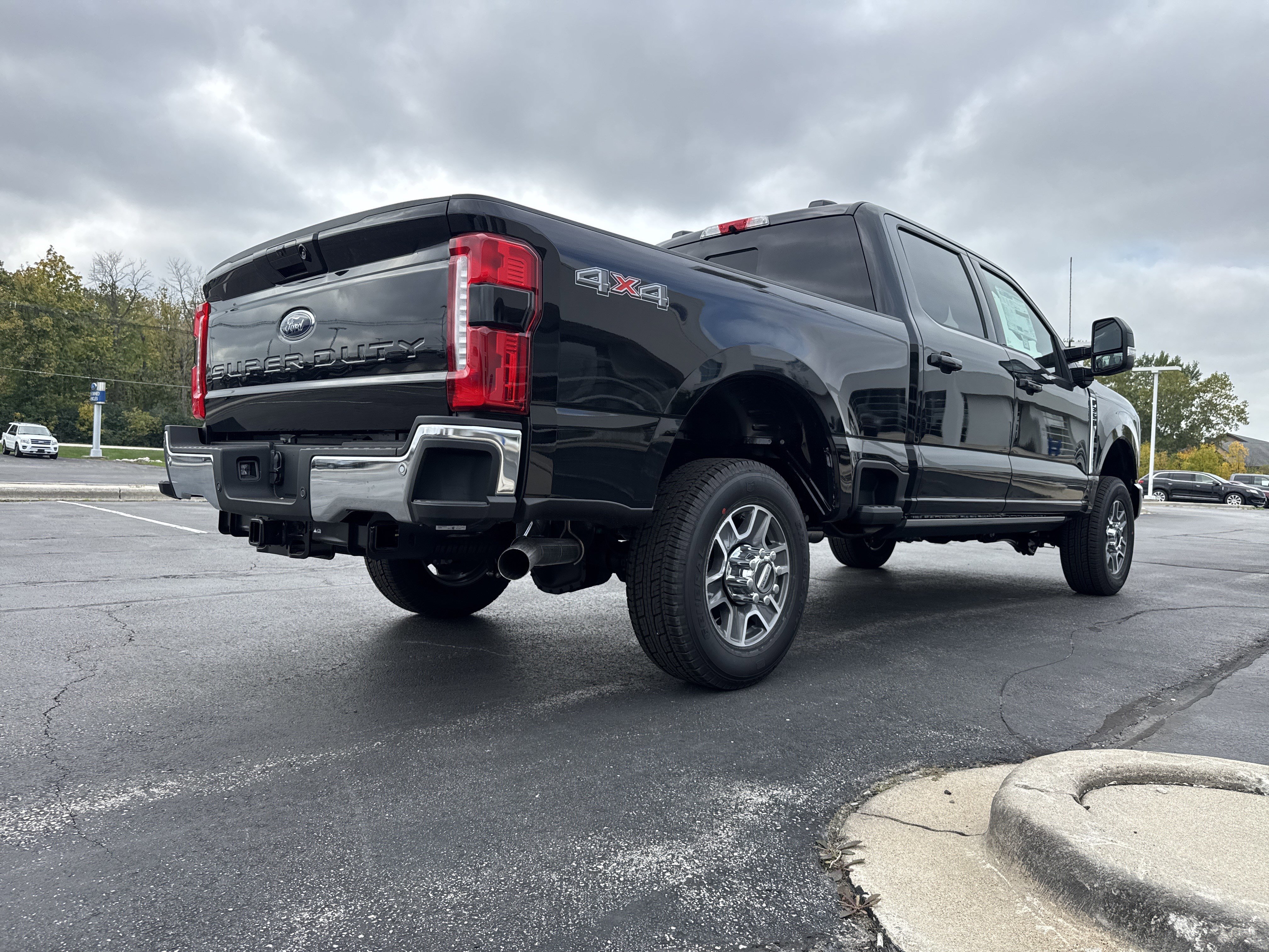 New 2026 Ford F350 Lariat image 8
