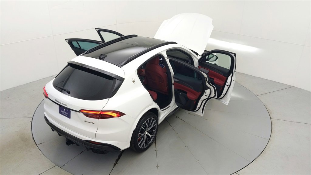 New 2024 Maserati Grecale Trofeo image 32