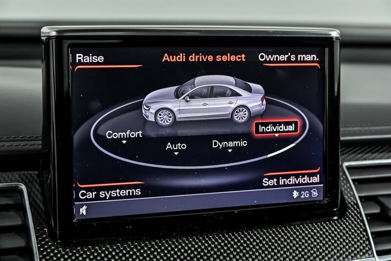 Used 2016 Audi S8 AWD/4WD image 31