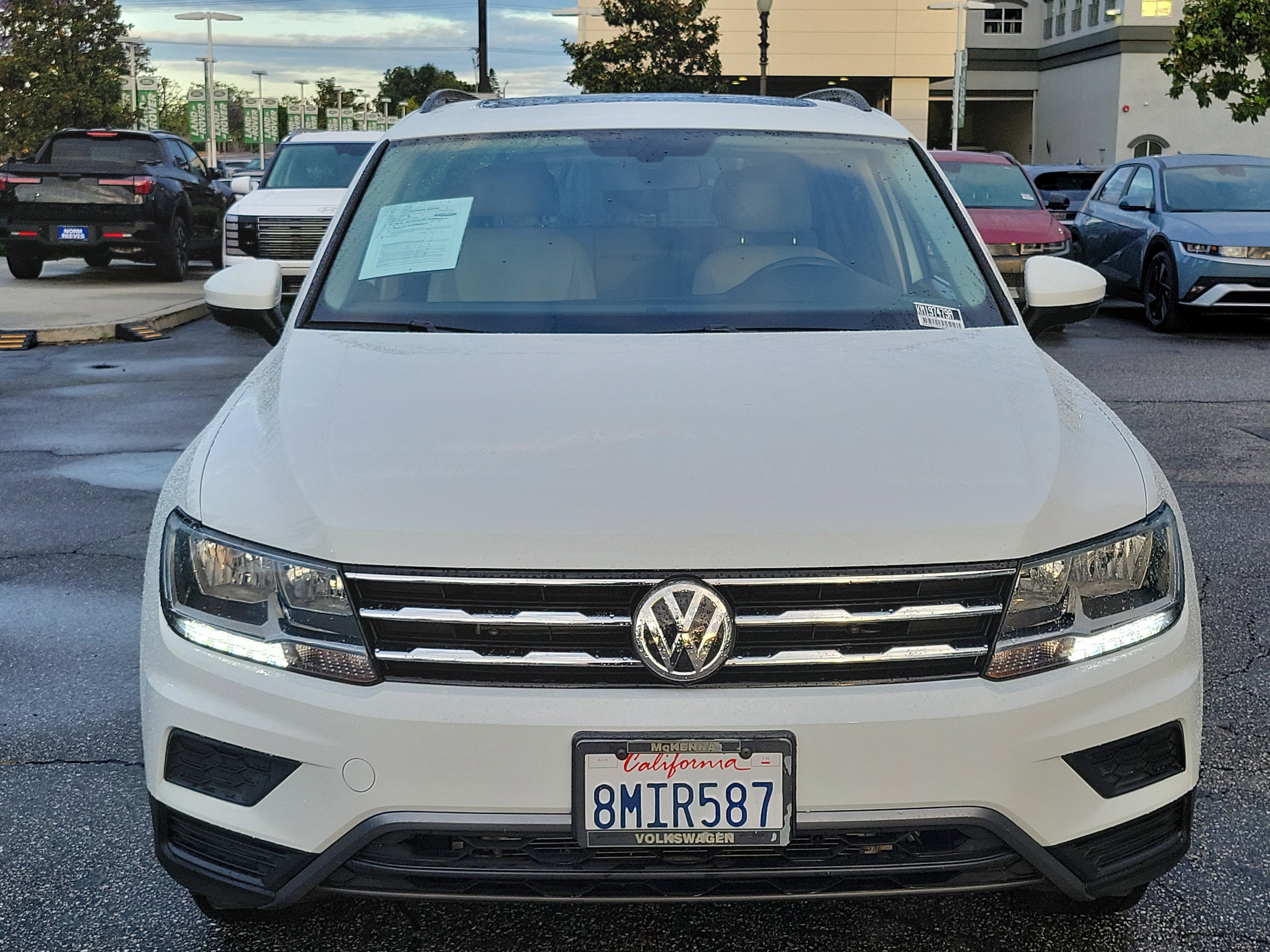 Used 2019 Volkswagen Tiguan SE w/ Panoramic Sunroof Package FWD image 6