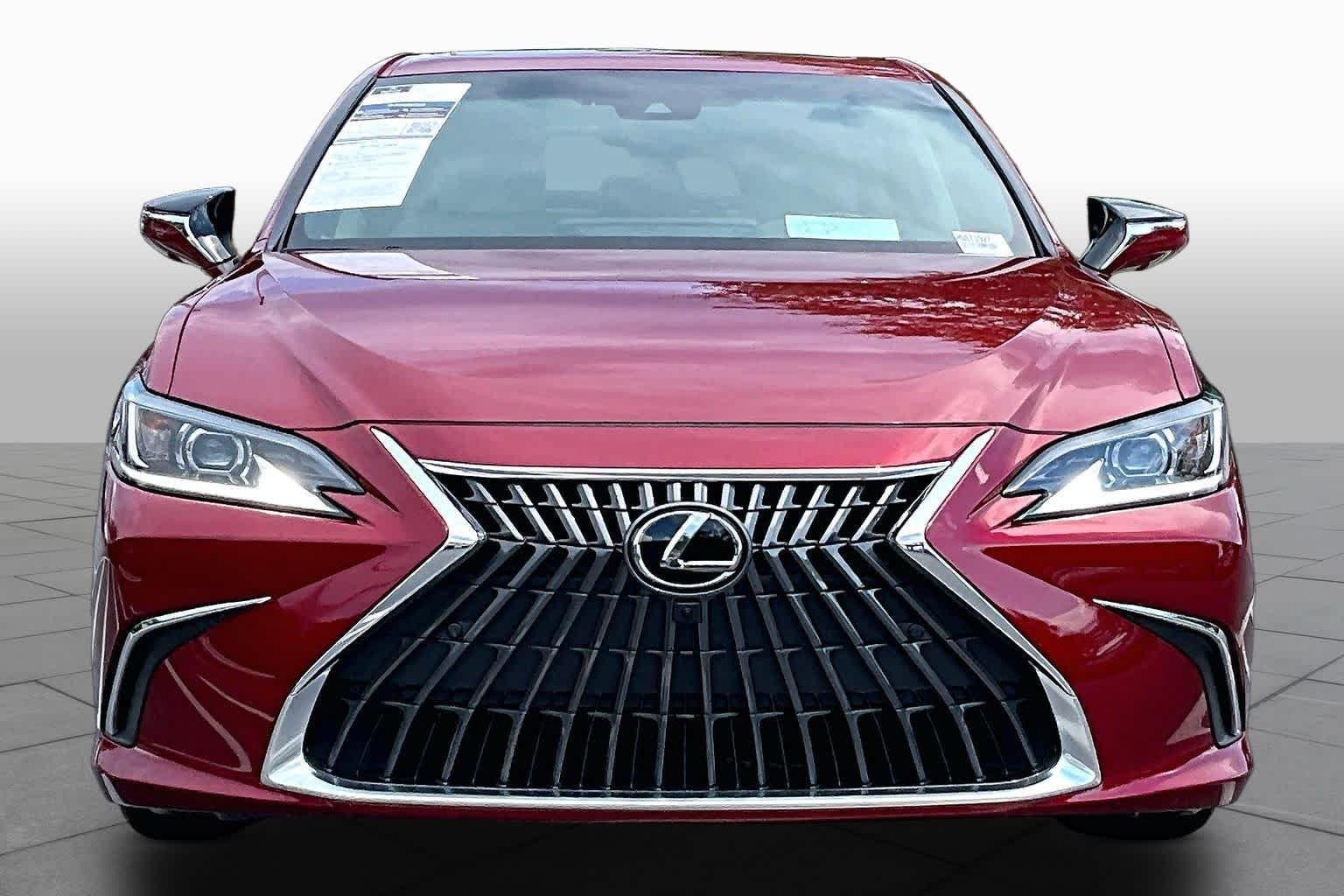 Used 2024 Lexus ES 350 Ultra Luxury w/ Accessory Package (Z2) FWD image 7