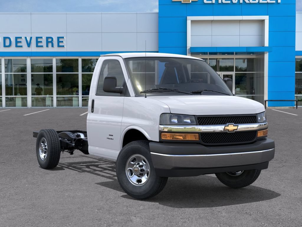 New 2026 Chevrolet Express 3500 w/ Power Convenience Package RWD image 9