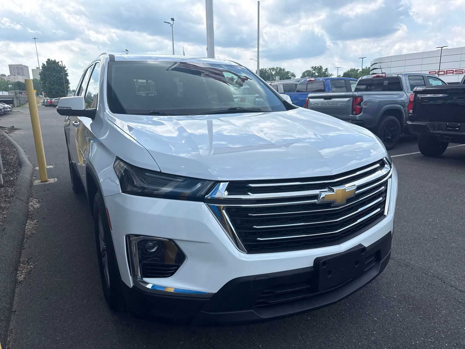Used 2023 Chevrolet Traverse LT w/ LPO, Floor Liner Package AWD/4WD image 4