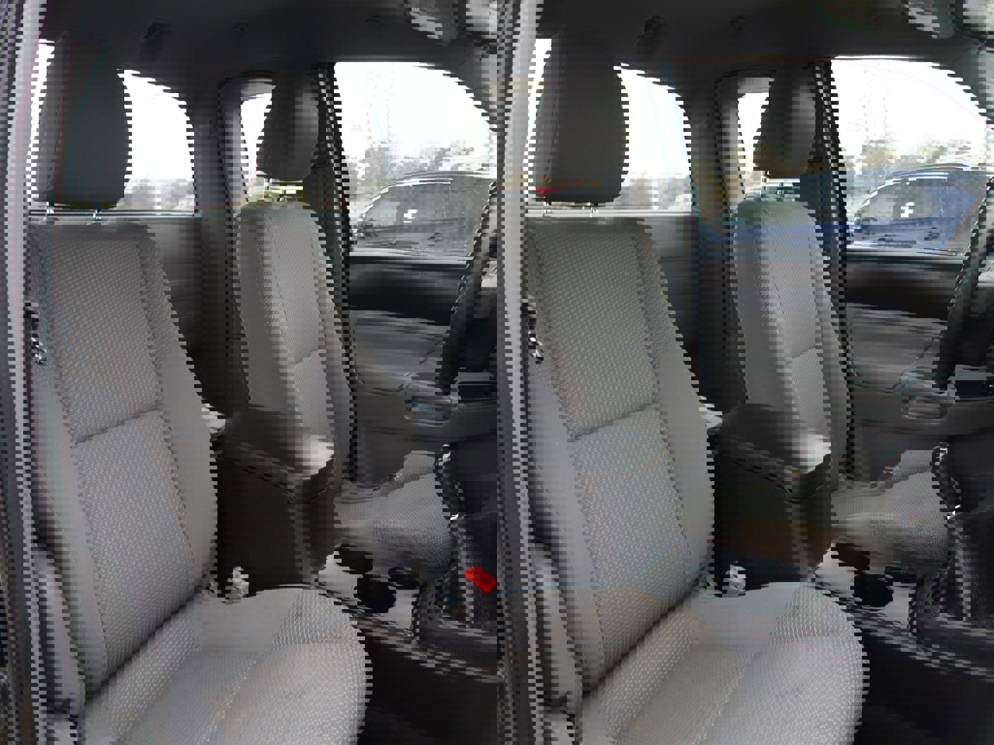 Used 2015 Toyota Tacoma 4x4 Access Cab image 12