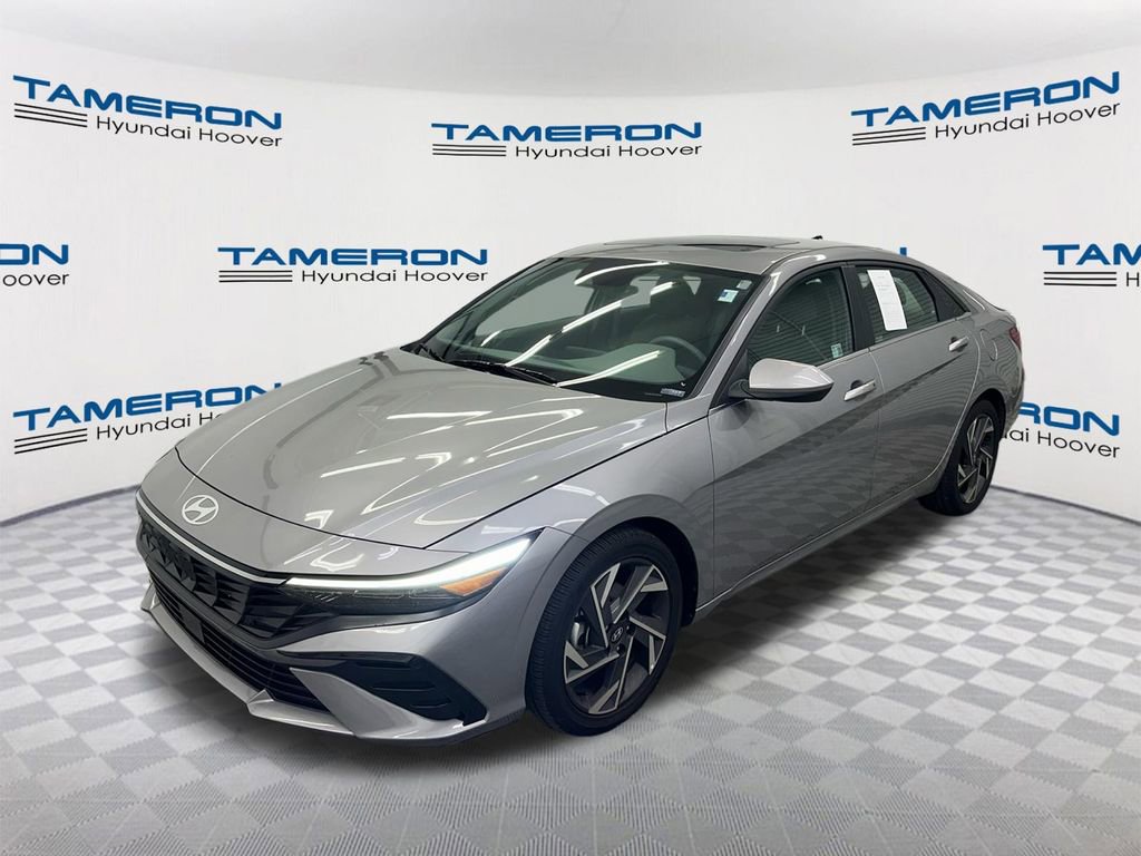 Certified 2025 Hyundai Elantra SEL