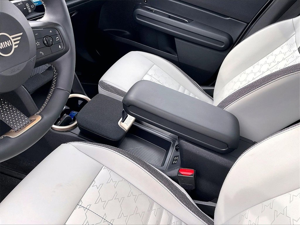 Used 2025 MINI Cooper Countryman S image 19