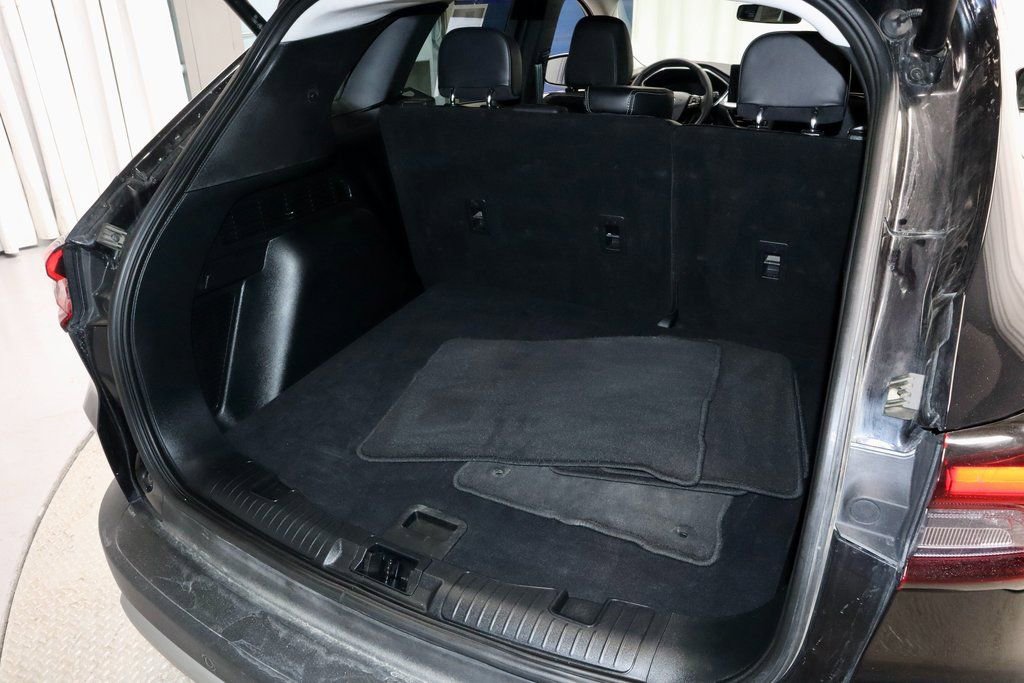 Used 2025 Ford Escape Platinum image 15