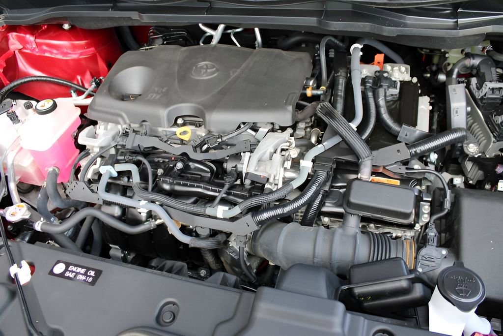 Used 2021 Toyota Sienna XLE w/ XLE Plus Package FWD image 25