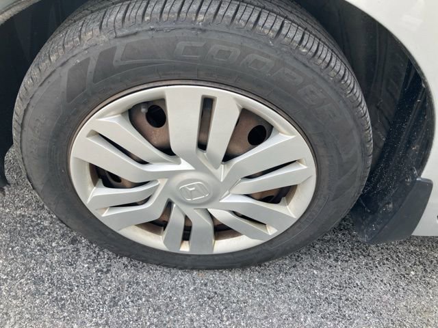 Used 2015 Honda Fit LX image 9