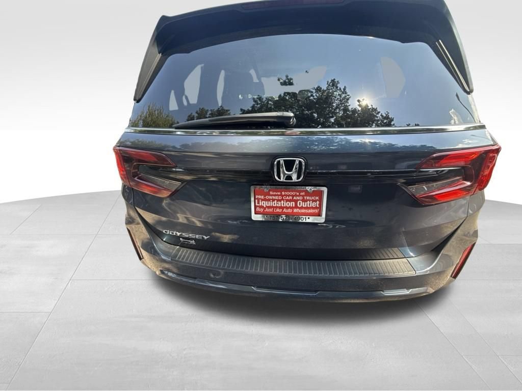 Used 2025 Honda Odyssey EX-L image 4