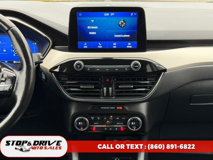 Used 2021 Ford Escape SEL w/ Technology Package AWD/4WD image 11