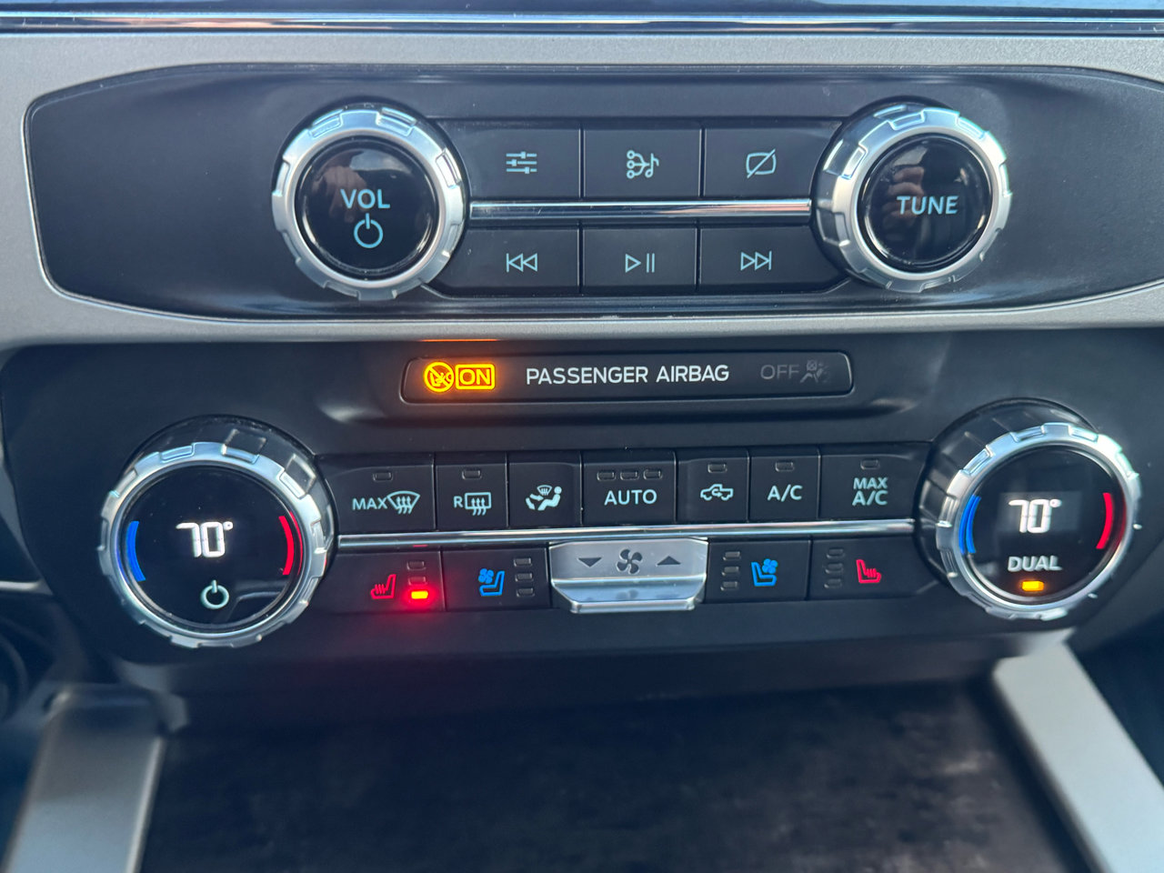 Used 2022 Ford F450 Lariat w/ Lariat Ultimate Package image 33