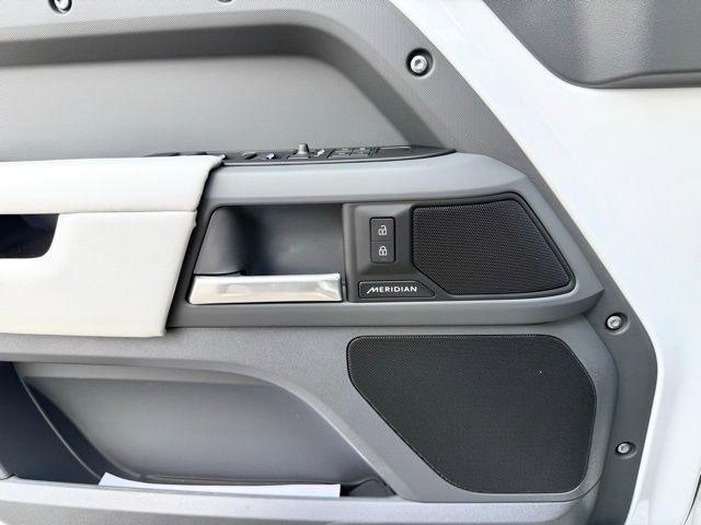 New 2025 Land Rover Defender 110 S image 14