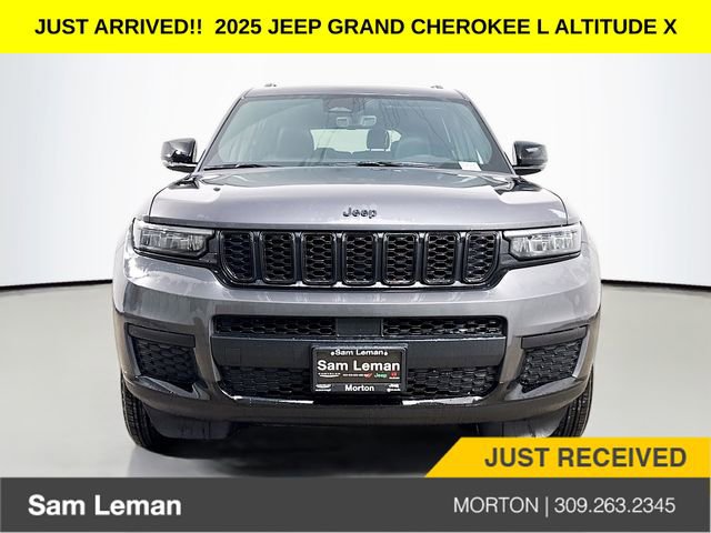 New 2025 Jeep Grand Cherokee L Altitude image 2