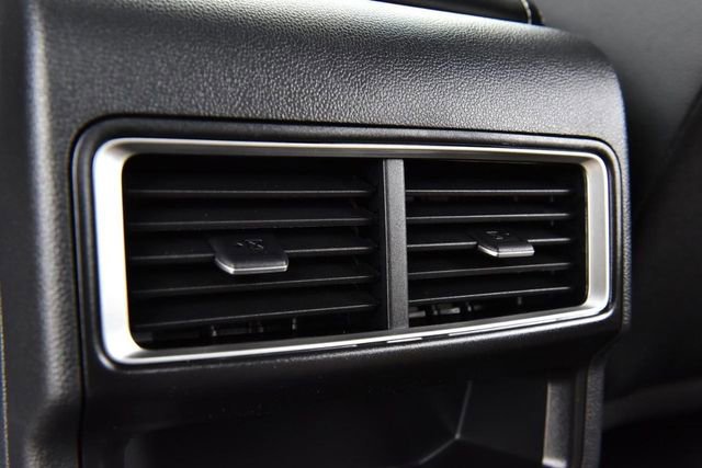 New 2026 Volkswagen Atlas Cross Sport SE image 21