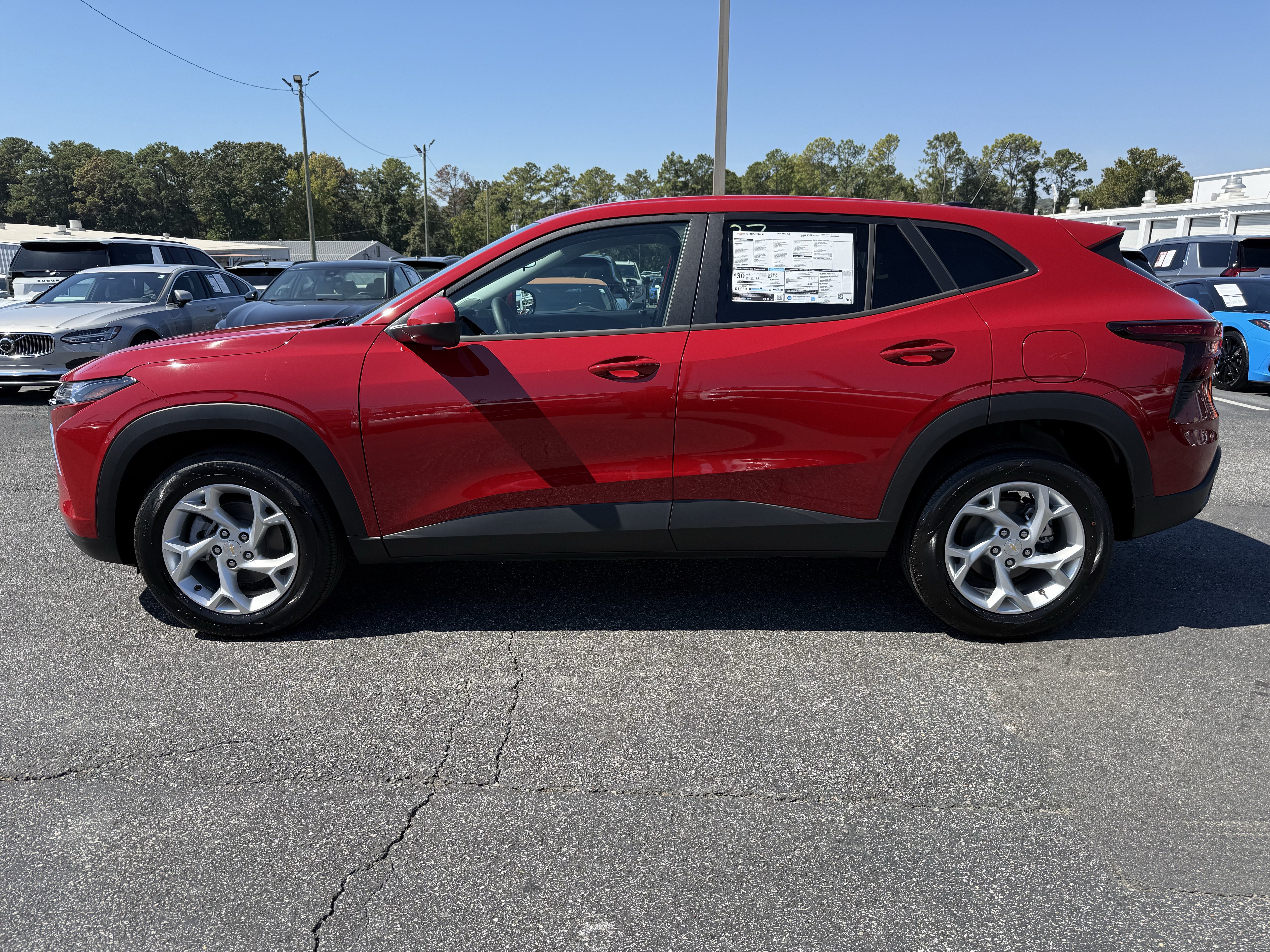 New 2026 Chevrolet Trax LS w/ LS Convenience Package FWD image 7