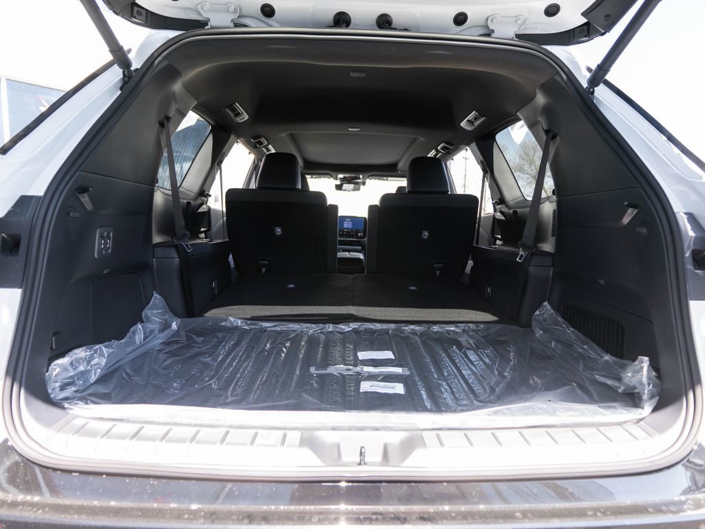 New 2026 Lexus TX 500h AWD image 39