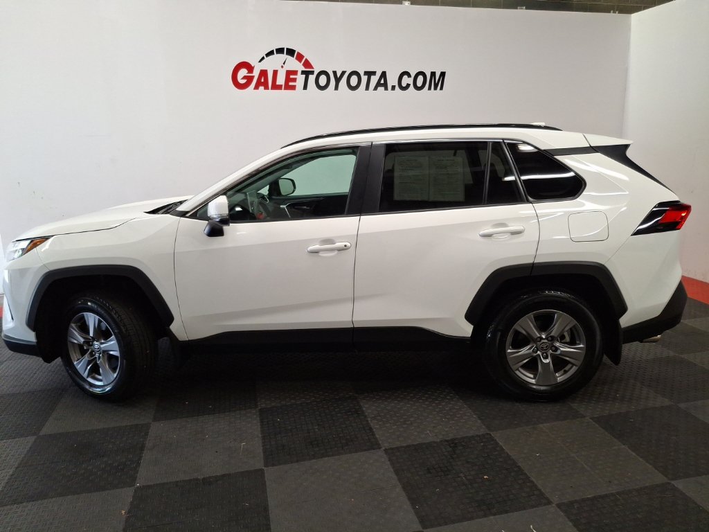Used 2023 Toyota RAV4 XLE w/ Convenience Package AWD/4WD image 9