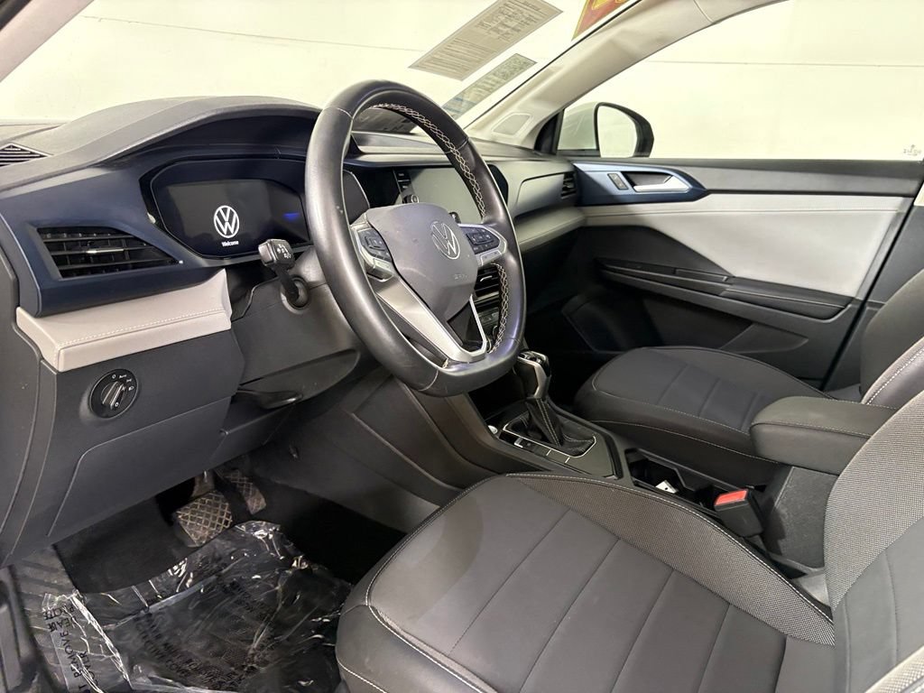 Used 2024 Volkswagen Taos SE FWD image 22