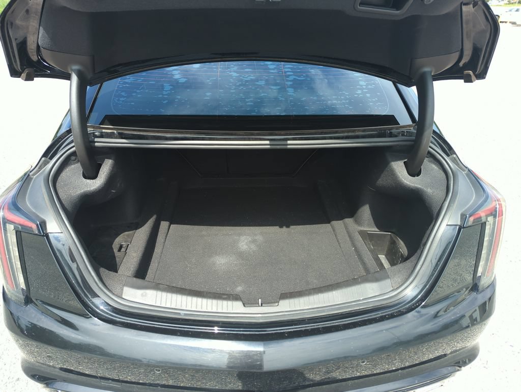 Used 2021 Cadillac CT5 V w/ Premium Package RWD image 31