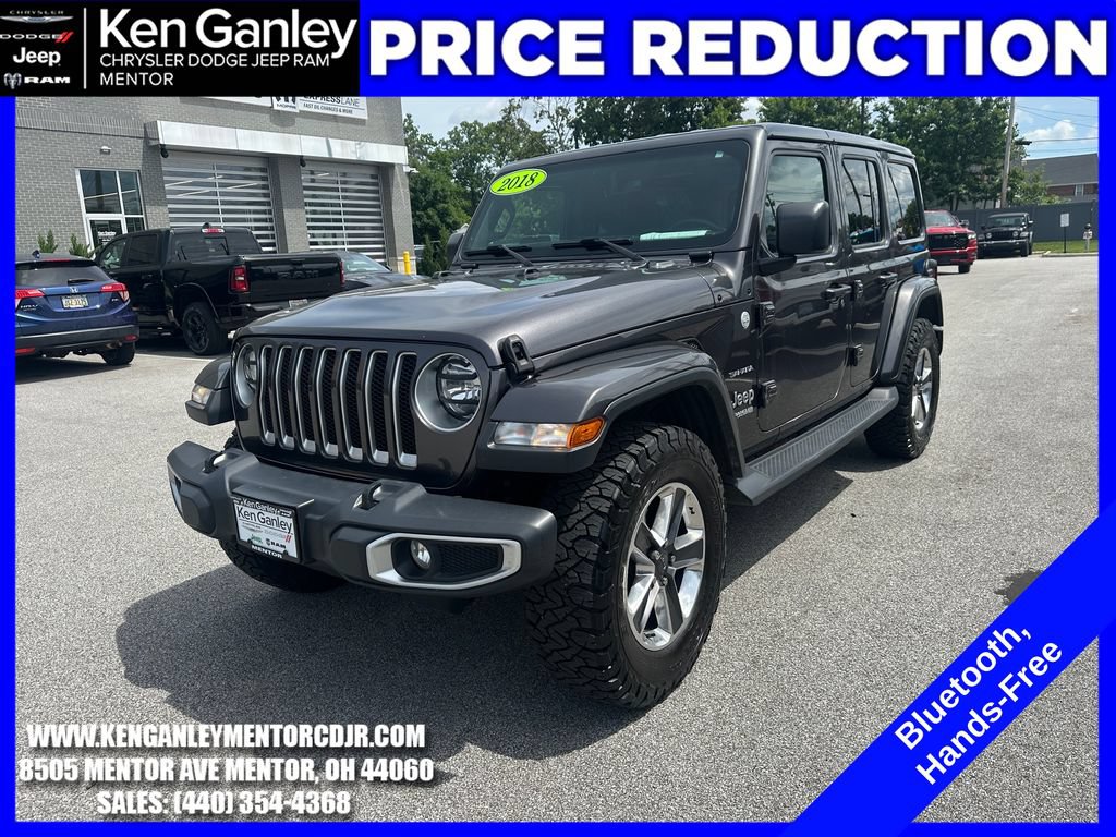 Used 2018 Jeep Wrangler Unlimited Sahara w/ Uconnect 4C Nav & Sound Group AWD/4WD image 3