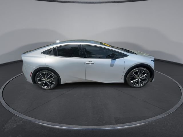 Used 2024 Toyota Prius XLE image 18