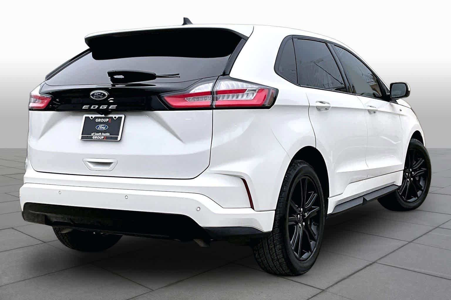 Used 2022 Ford Edge ST-Line AWD/4WD image 12
