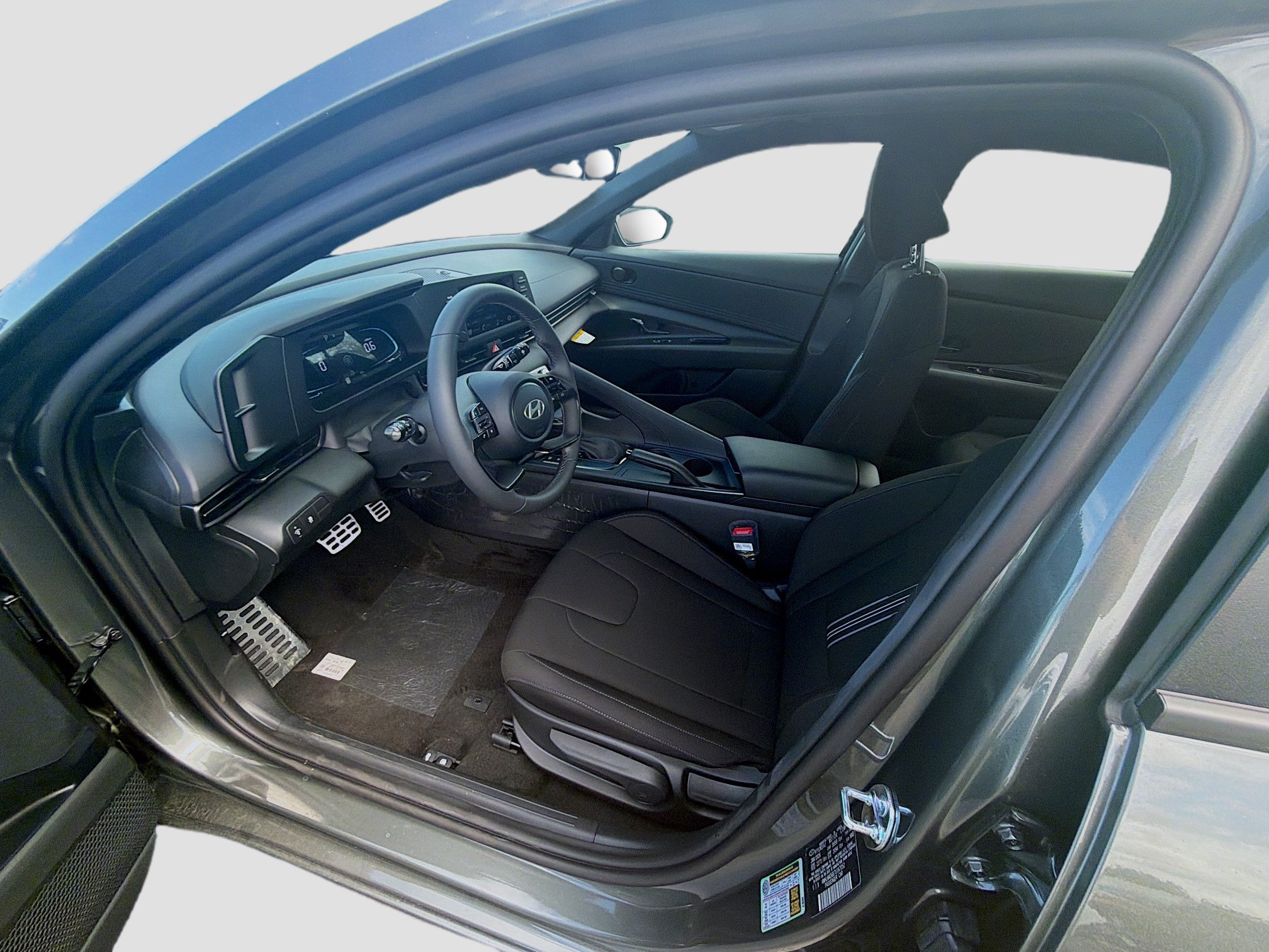 New 2026 Hyundai Elantra Sport FWD image 14