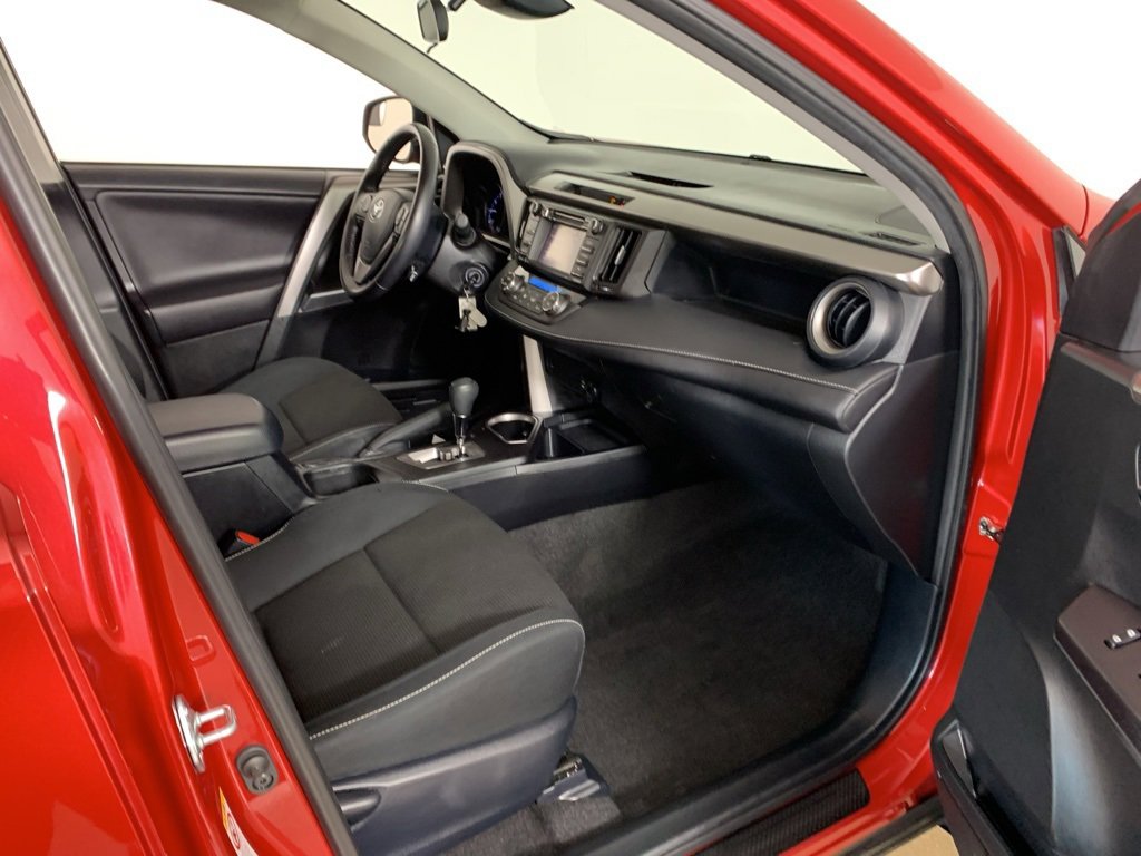 Used 2017 Toyota RAV4 XLE image 37