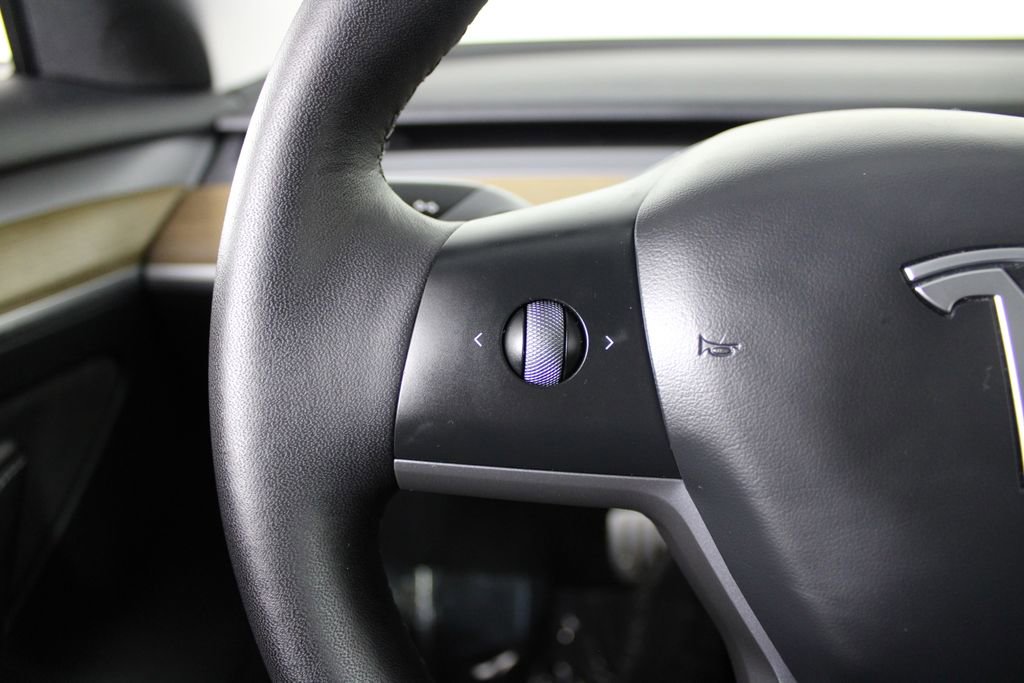 Used 2023 Tesla Model 3 Performance image 21