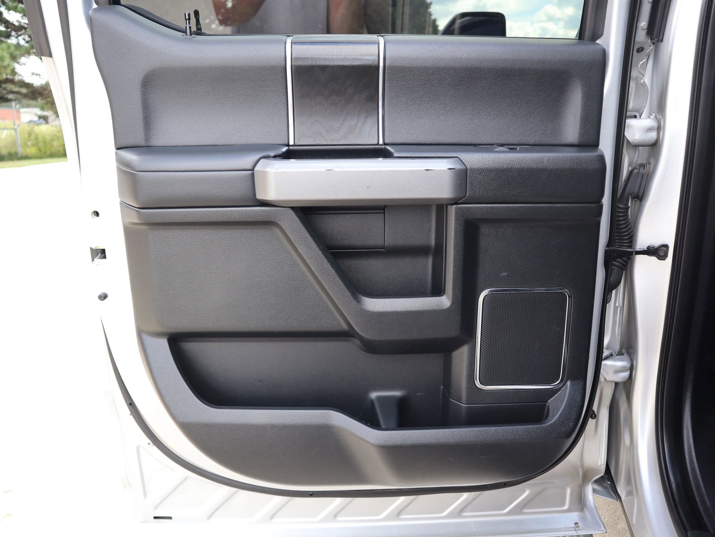 Used 2019 Ford F450 Platinum image 30